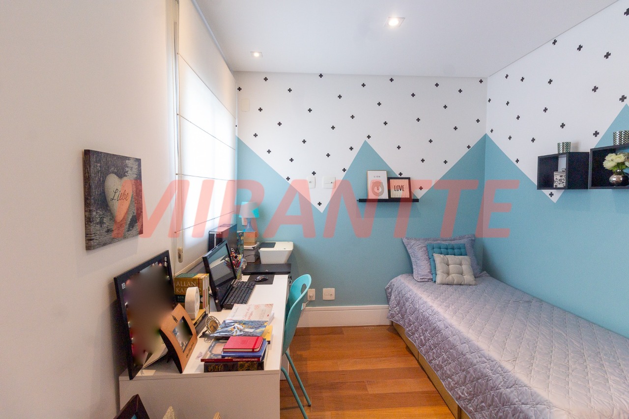 Apartamento de 215m² com 3 quartos em Santa Terezinha