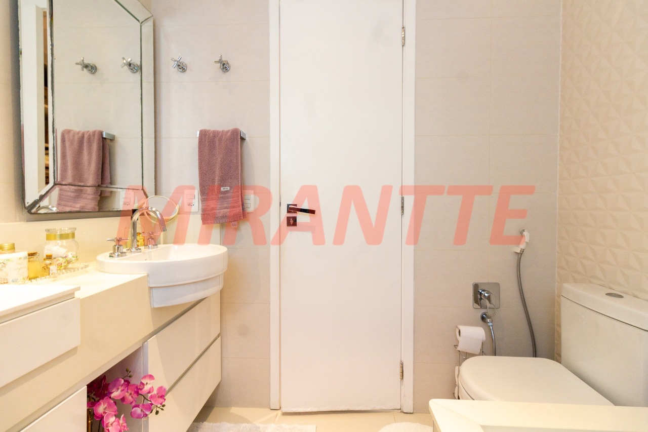Apartamento de 215m² com 3 quartos em Santa Terezinha