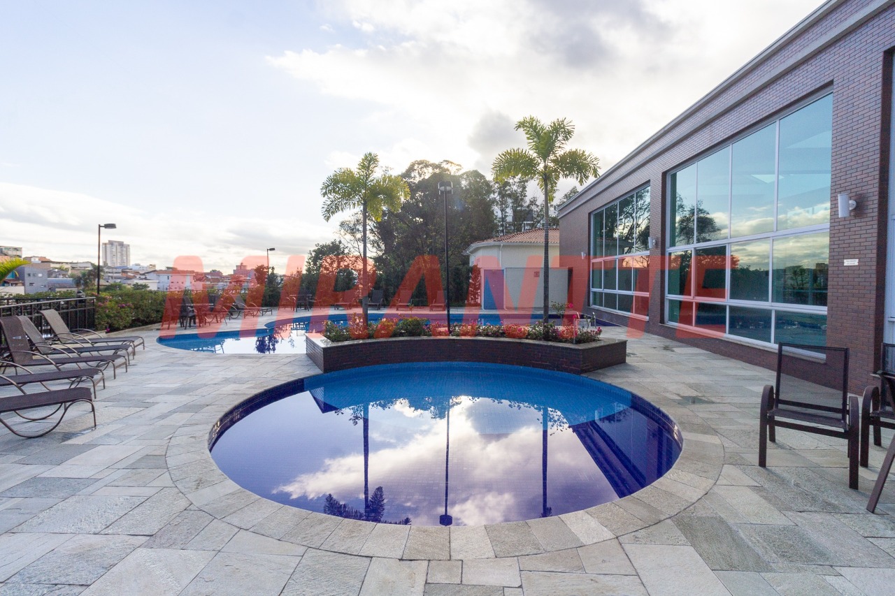 Apartamento de 215m² com 3 quartos em Santa Terezinha