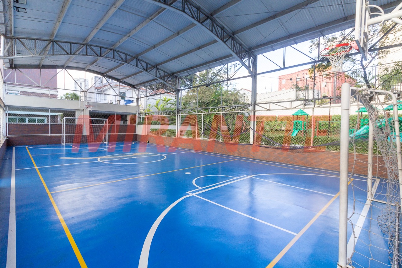 Apartamento de 215m² com 3 quartos em Santa Terezinha