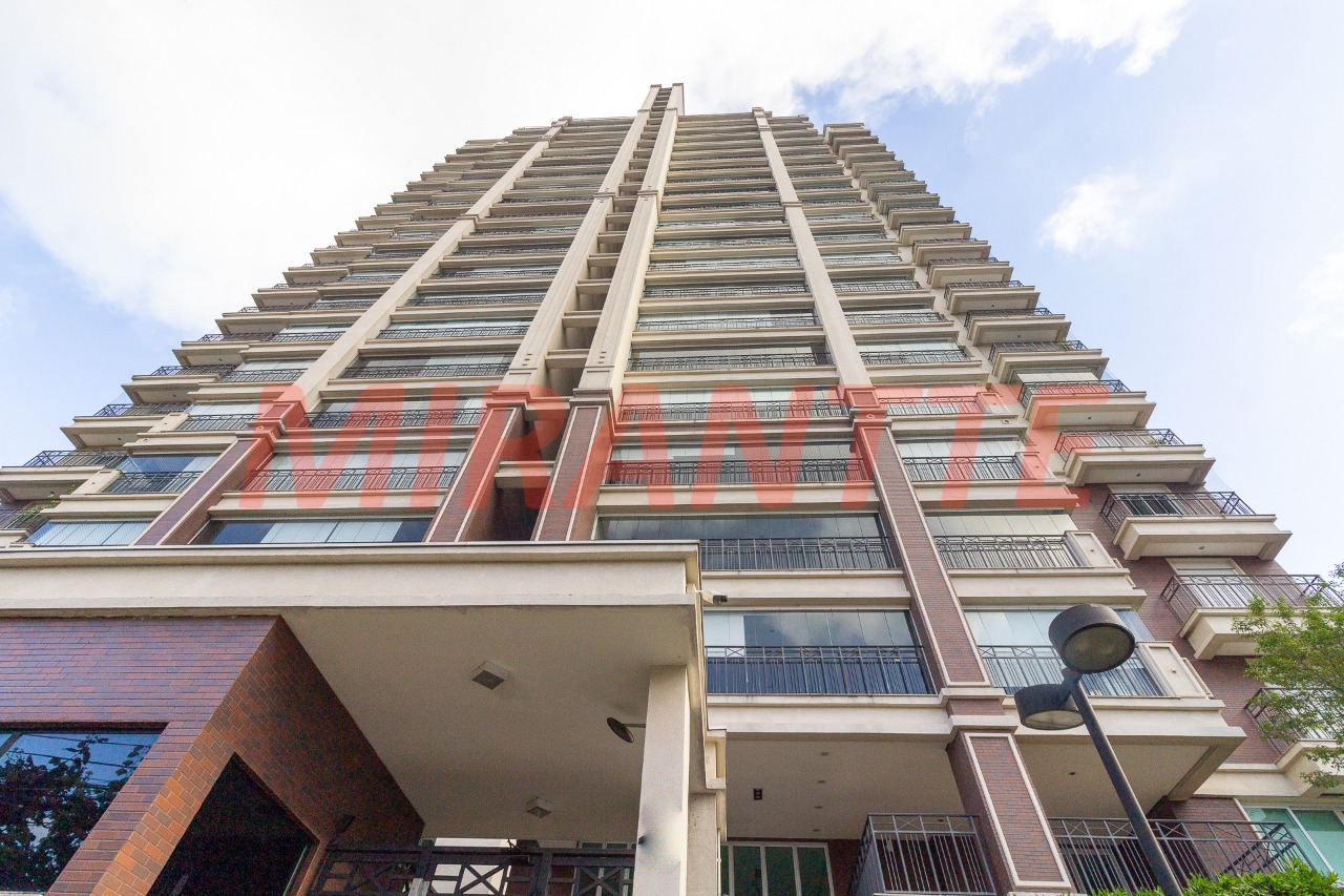 Apartamento de 215m² com 3 quartos em Santa Terezinha
