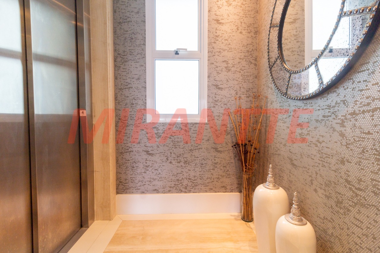 Apartamento de 215m² com 3 quartos em Santa Terezinha