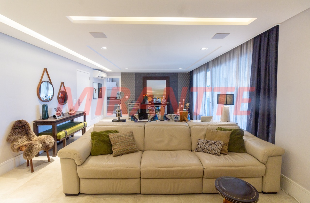 Apartamento de 215m² com 3 quartos em Santa Terezinha