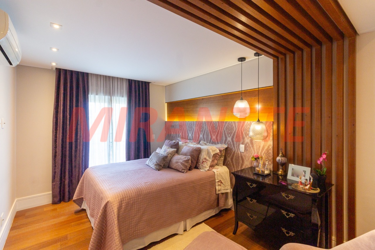 Apartamento de 215m² com 3 quartos em Santa Terezinha