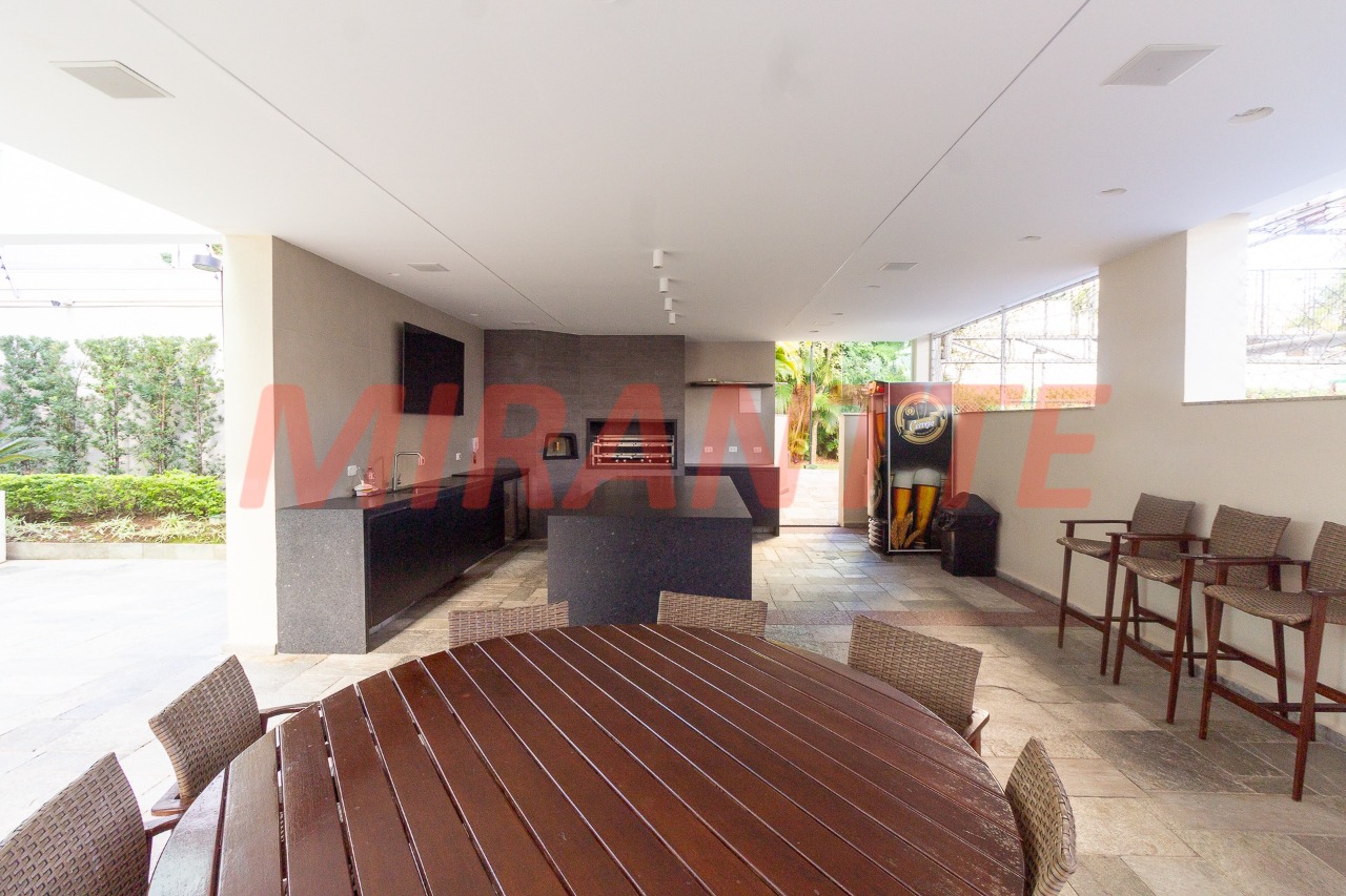 Apartamento de 215m² com 3 quartos em Santa Terezinha