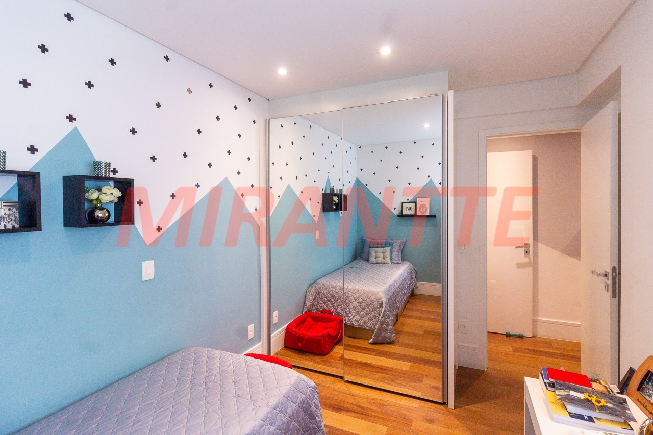 Apartamento de 215m² com 3 quartos em Santa Terezinha
