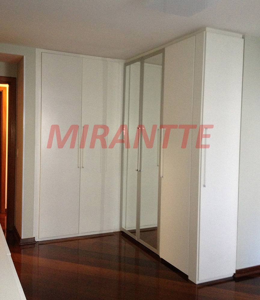 Apartamento de 206m² com 4 quartos em Perdizes