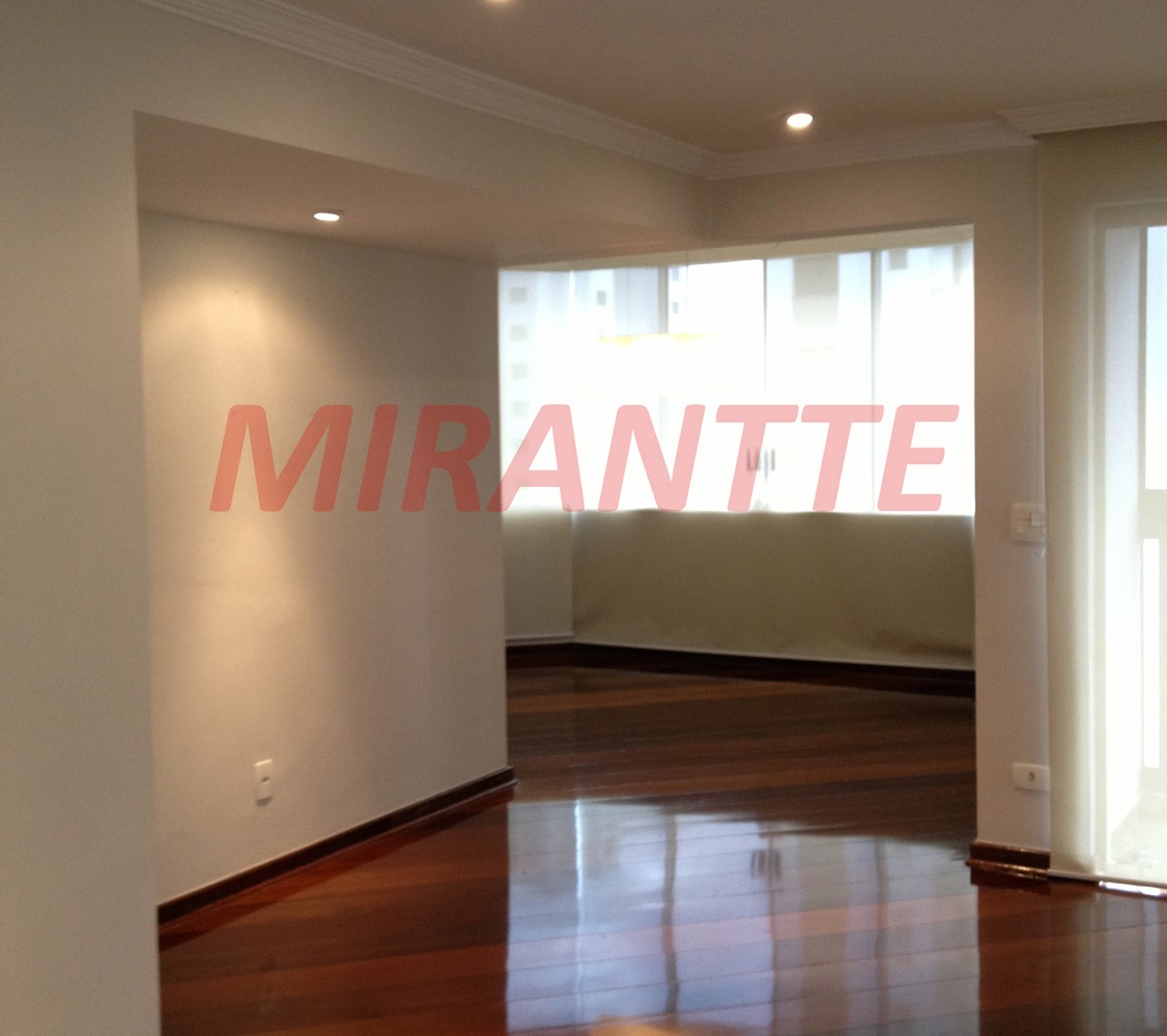 Apartamento de 206m² com 4 quartos em Perdizes