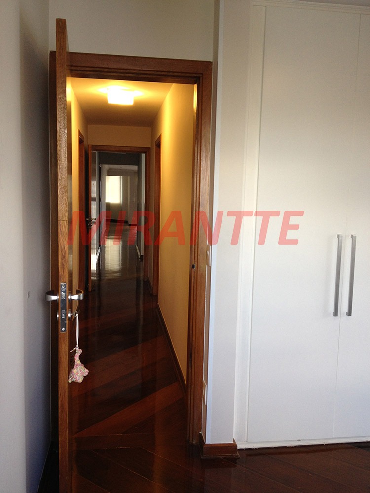 Apartamento de 206m² com 4 quartos em Perdizes
