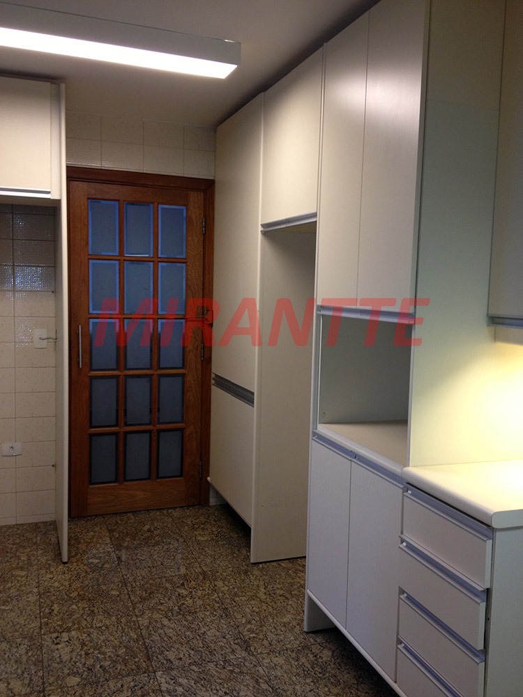 Apartamento de 206m² com 4 quartos em Perdizes