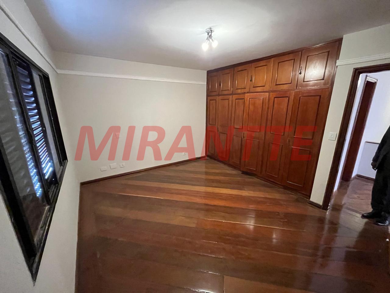 Sobrado de 350m² com 3 quartos em Parque Monteiro Soares