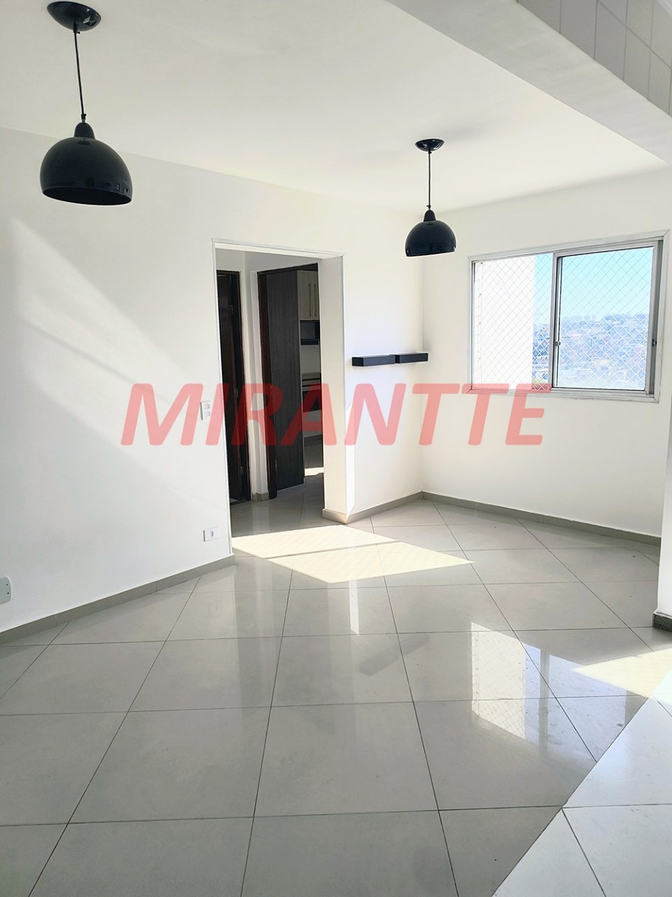 Apartamento de 49m² com 2 quartos em Limão