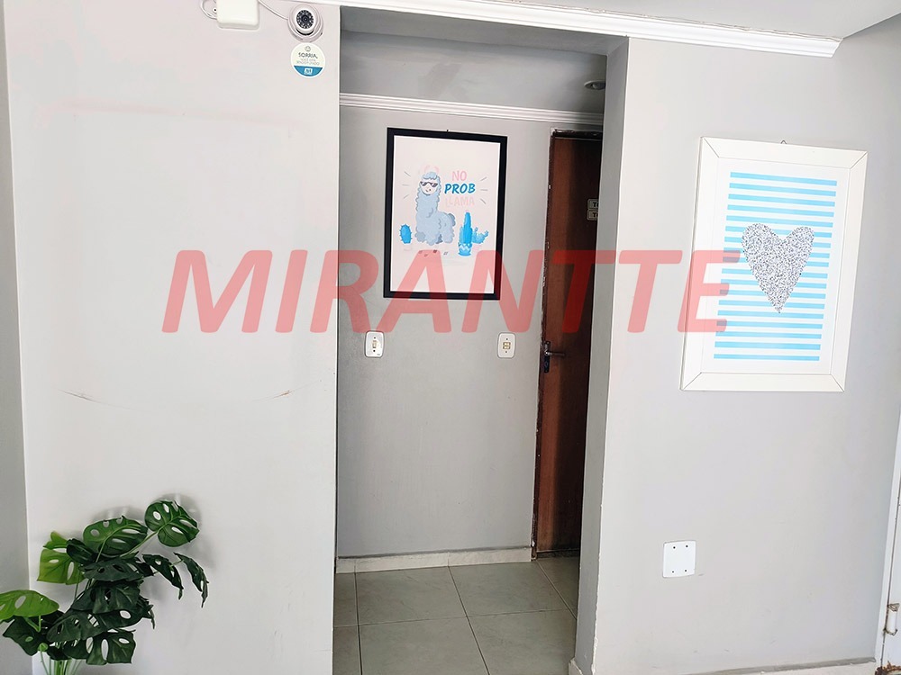 Apartamento de 49m² com 2 quartos em Limão