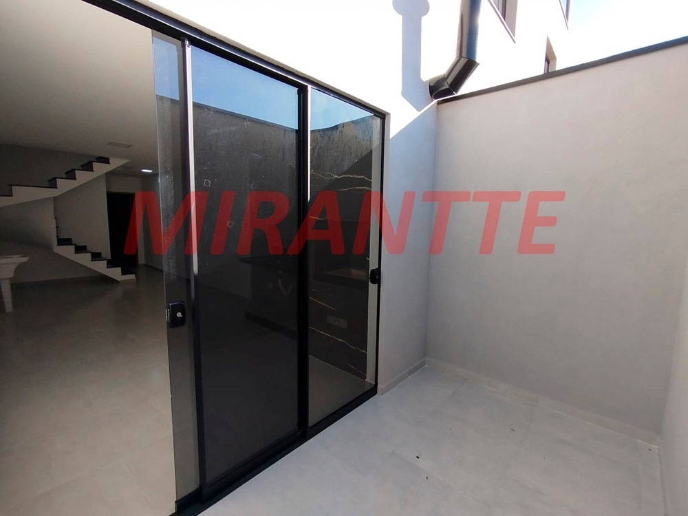 Sobrado de 180m² com 3 quartos em Imirim