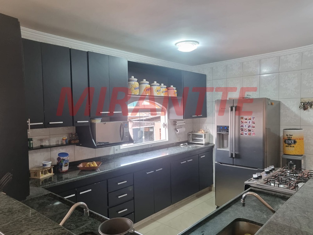Sobrado de 150m² com 4 quartos em Vila Rica