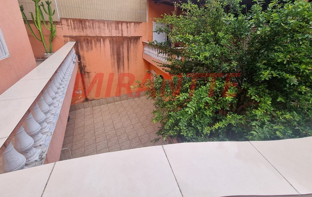 Sobrado de 150m² com 4 quartos em Vila Rica