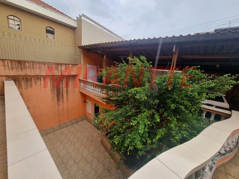 Sobrado de 150m² com 4 quartos em Vila Rica