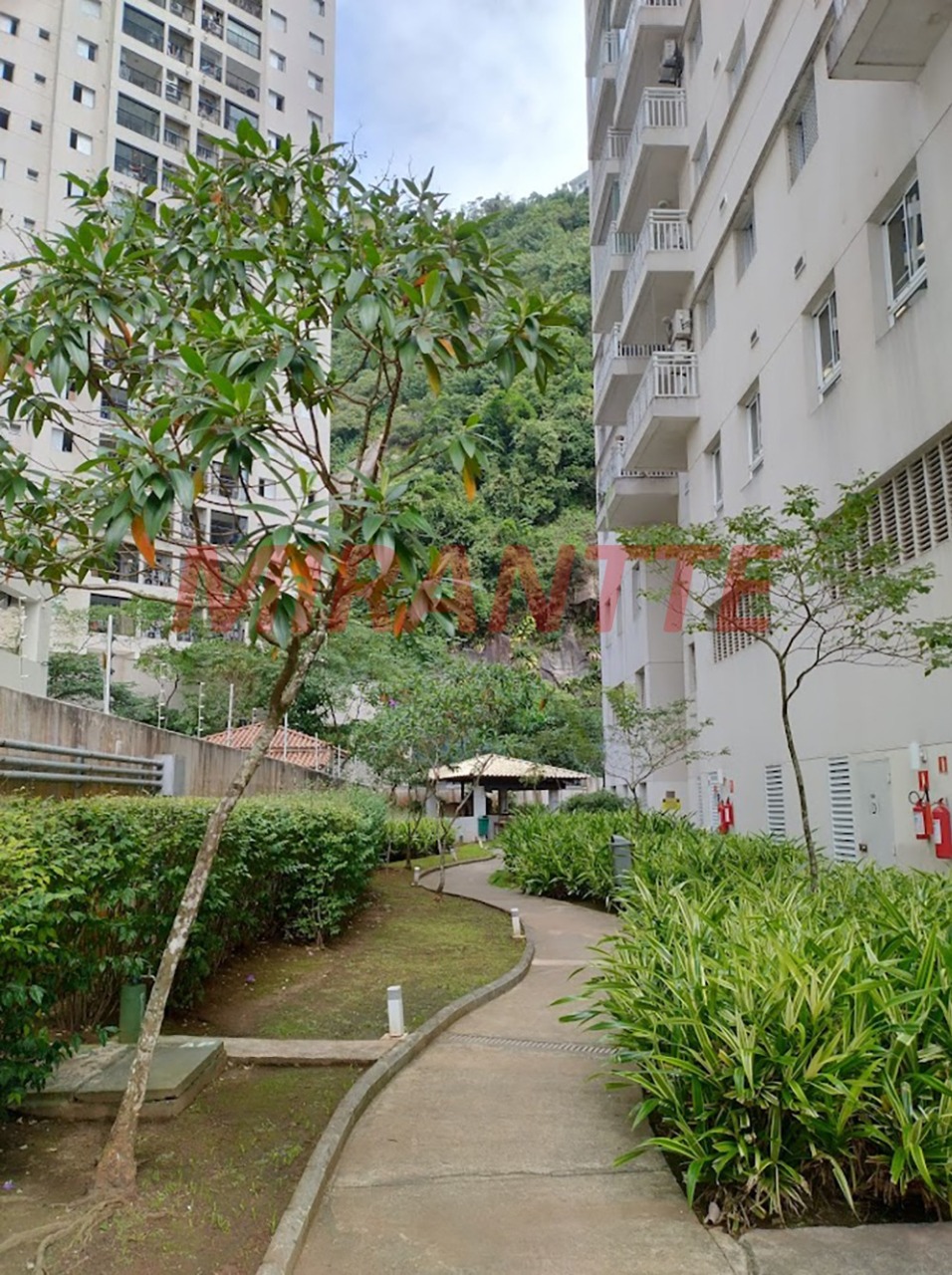 Apartamento de 84m² com 3 quartos em Marapé