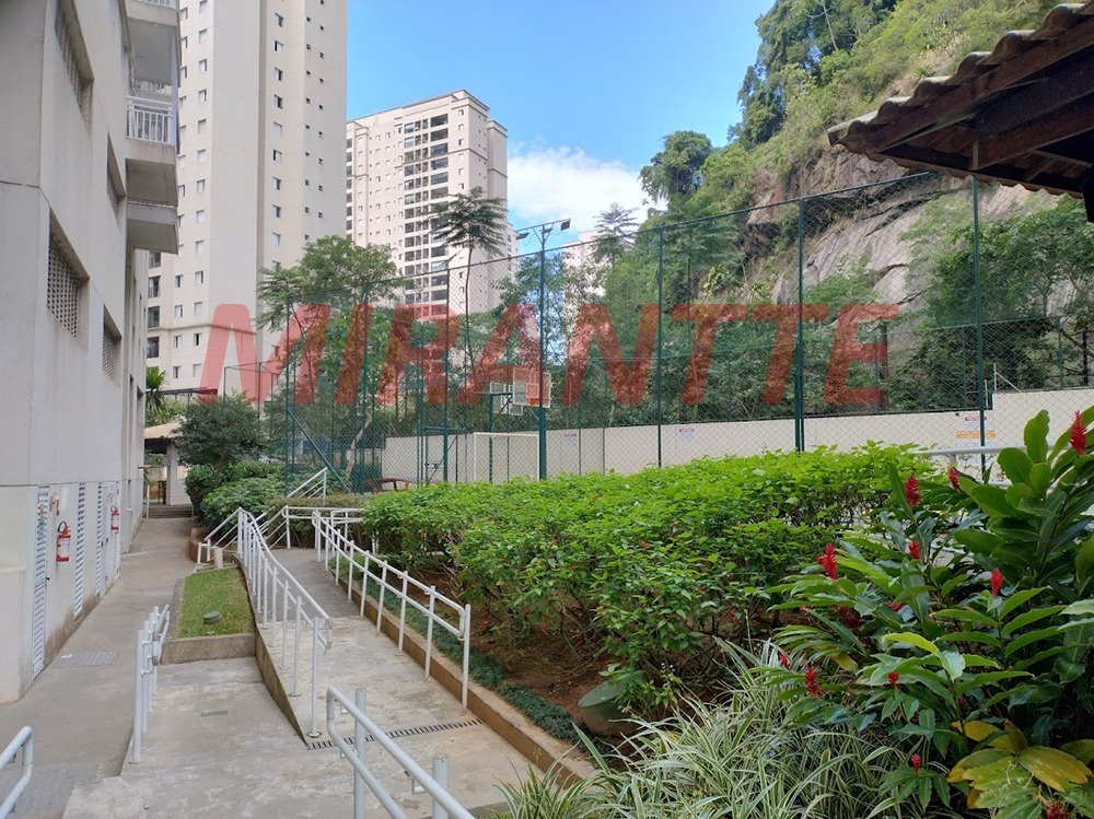 Apartamento de 84m² com 3 quartos em Marapé