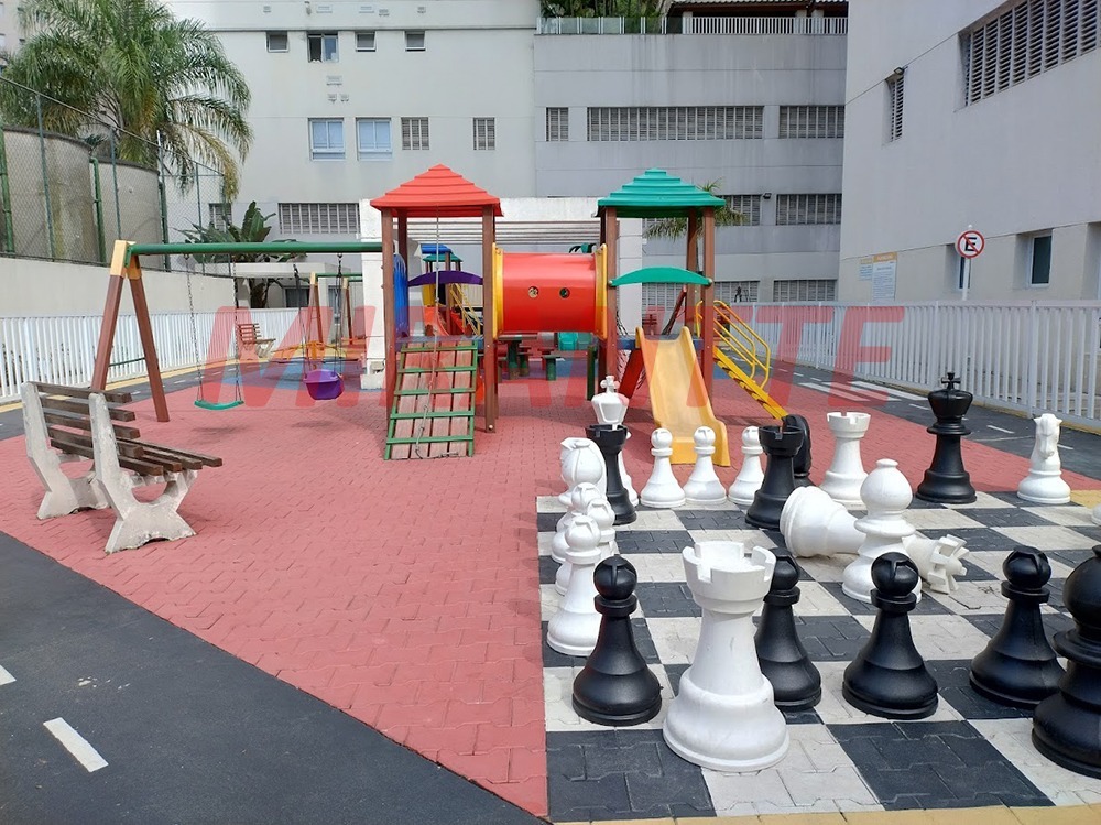 Apartamento de 84m² com 3 quartos em Marapé
