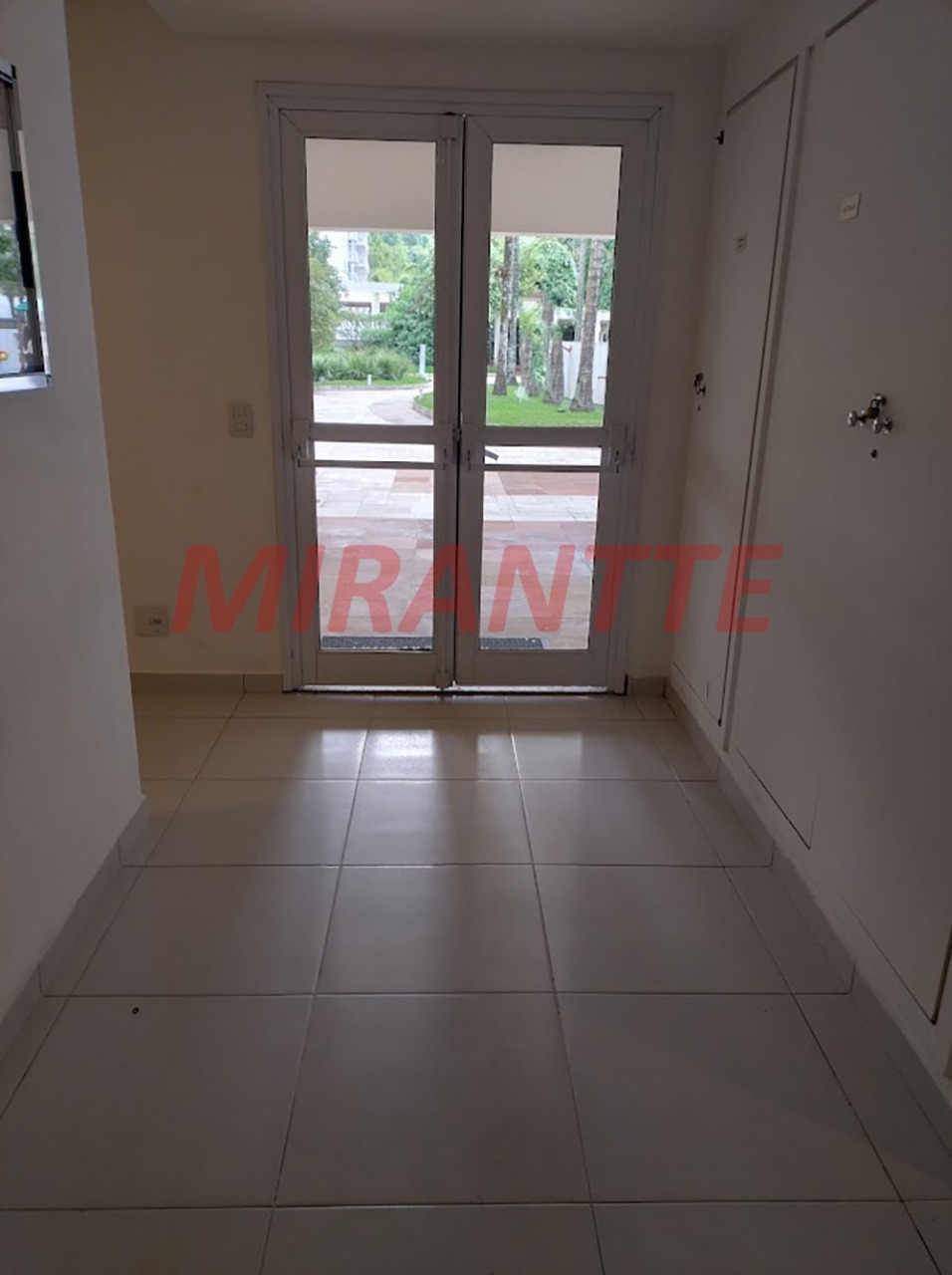 Apartamento de 84m² com 3 quartos em Marapé
