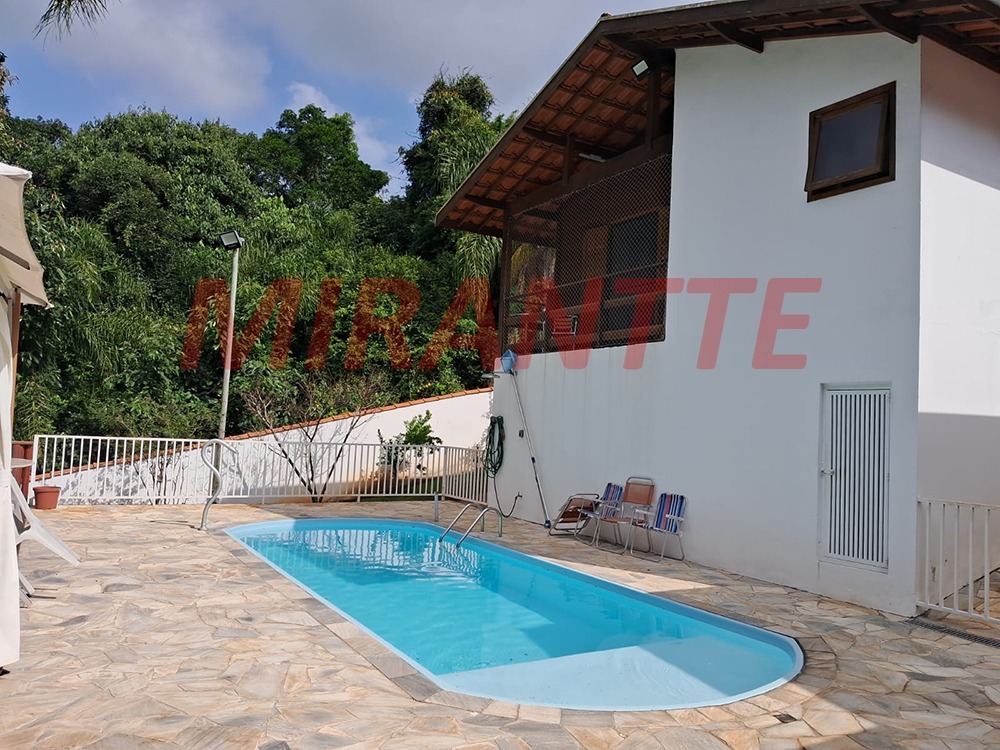Cond. fechado de 260m² com 5 quartos em sausalito