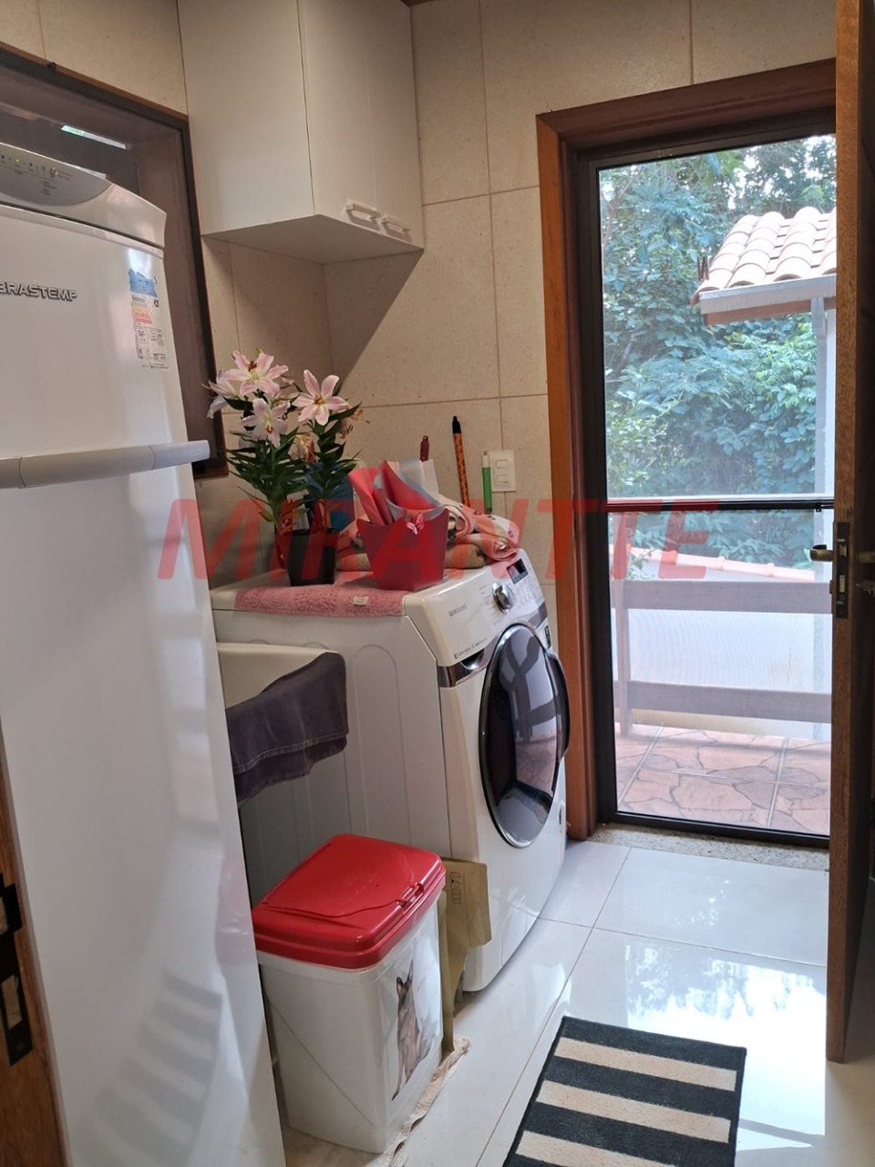Cond. fechado de 260m² com 5 quartos em sausalito