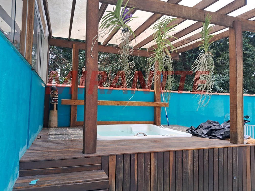 Cond. fechado de 260m² com 5 quartos em sausalito