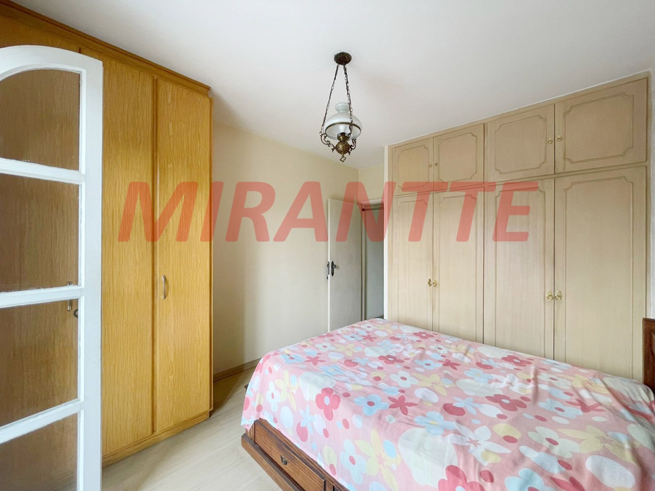 Sobrado de 174m² com 3 quartos em Vila Ester