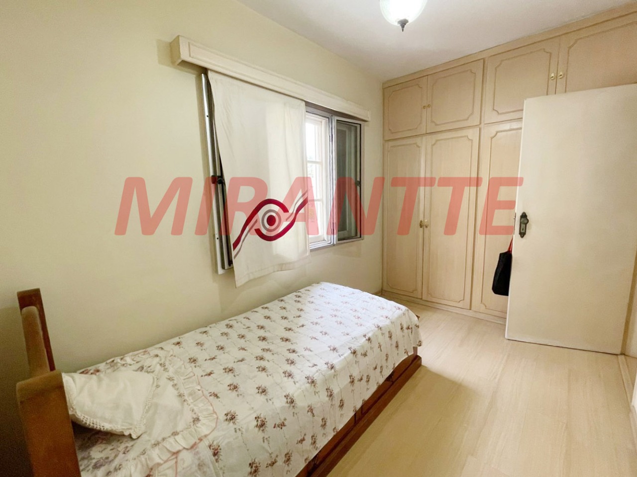 Sobrado de 174m² com 3 quartos em Vila Ester