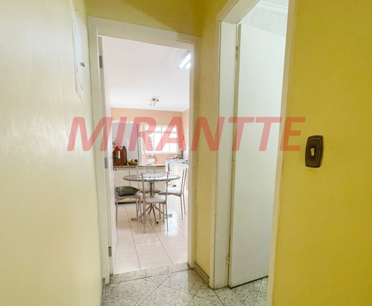 Sobrado de 174m² com 3 quartos em Vila Ester