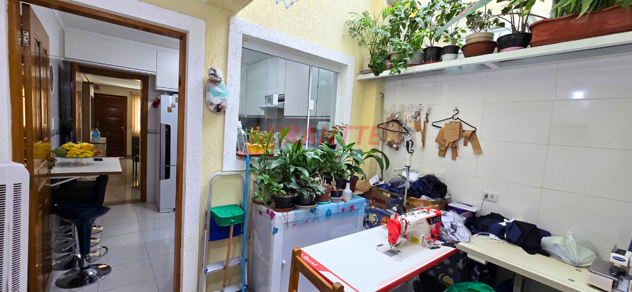 Cond. fechado de 103m² com 2 quartos em Vila Siqueira (Zona Norte)
