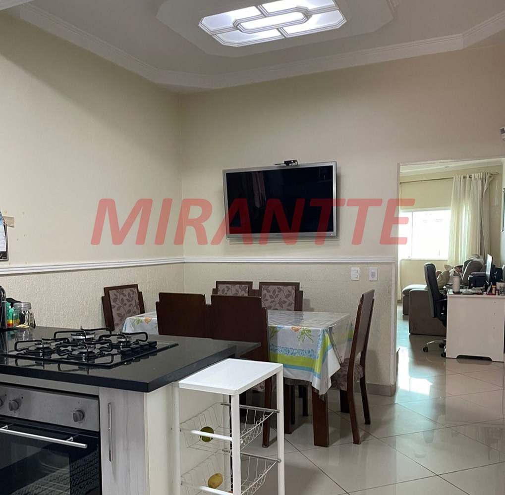 Sobrado de 234m² com 3 quartos em Vila Nova Cachoeirinha