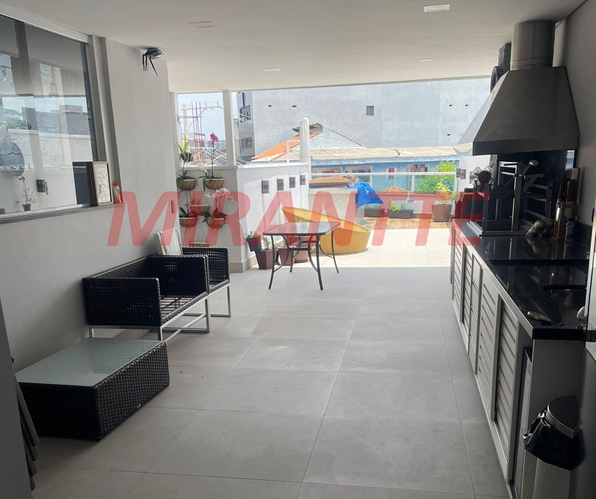 Sobrado de 234m² com 3 quartos em Vila Nova Cachoeirinha