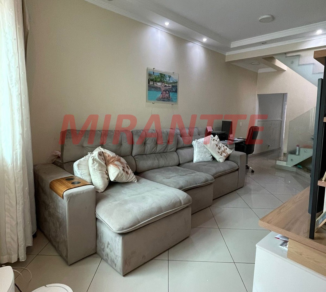 Sobrado de 234m² com 3 quartos em Vila Nova Cachoeirinha