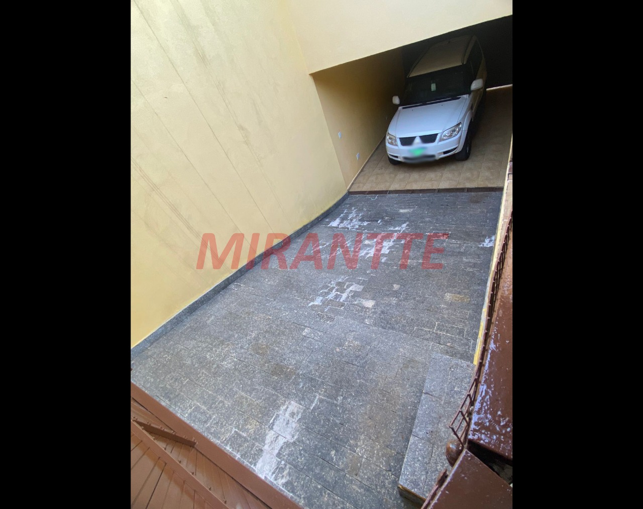 Sobrado de 177m² com 3 quartos em Jardim Santa Clara