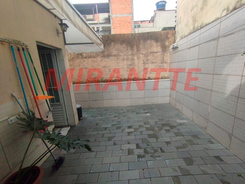Sobrado de 120m² com 3 quartos em Jardim São João (Zona Norte)