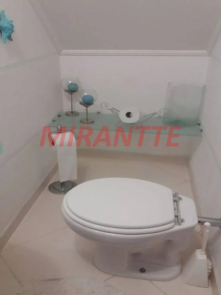 Sobrado de 161m² com 3 quartos em Imirim
