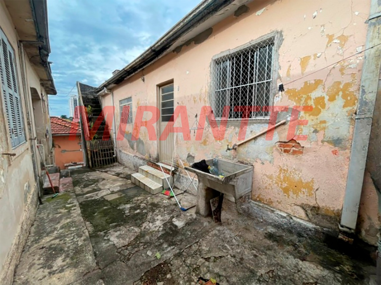 Terreno de 420m² em Parque Peruche