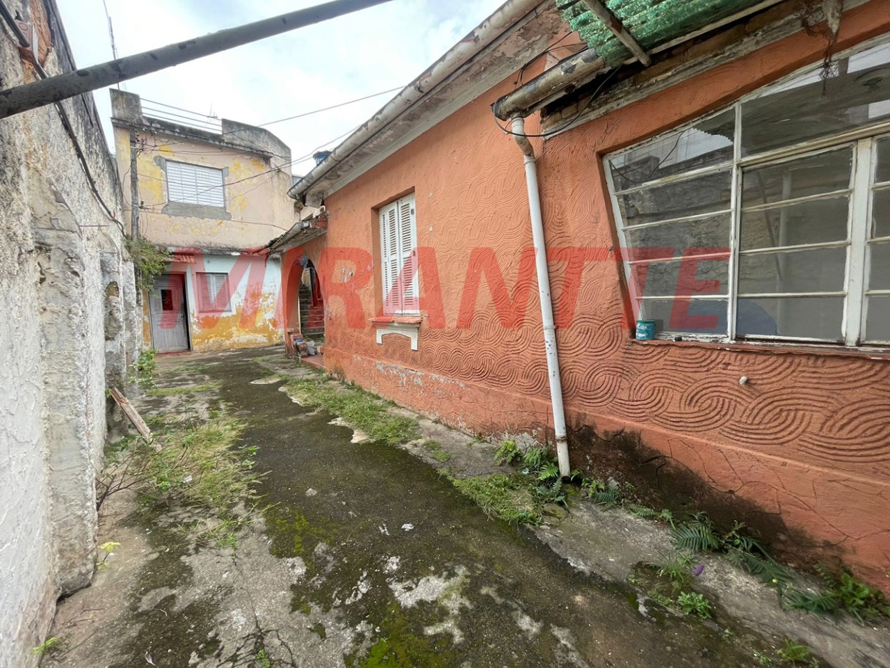 Terreno de 420m² em Parque Peruche