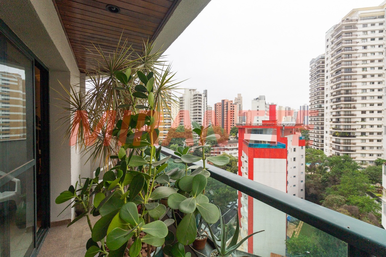 Apartamento de 160m² com 3 quartos em Santana