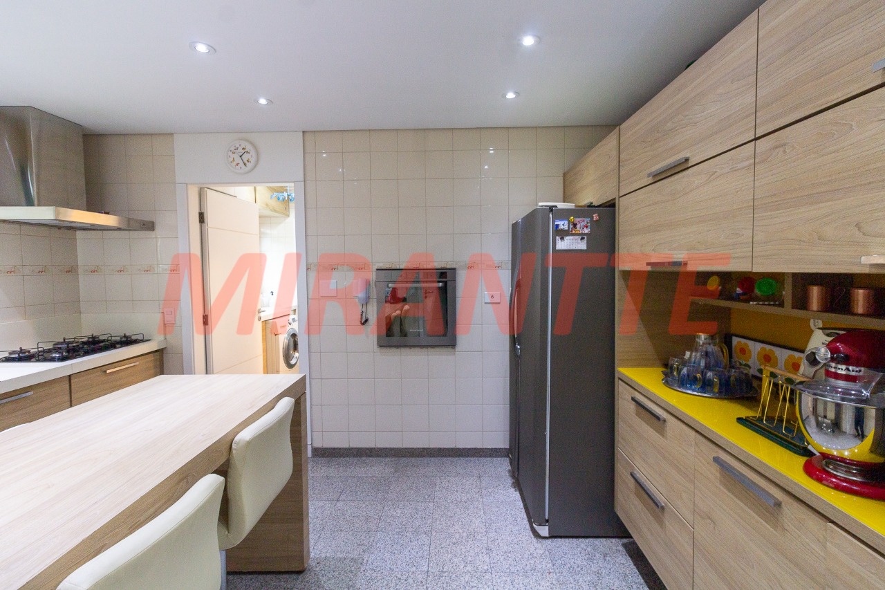Apartamento de 160m² com 3 quartos em Santana