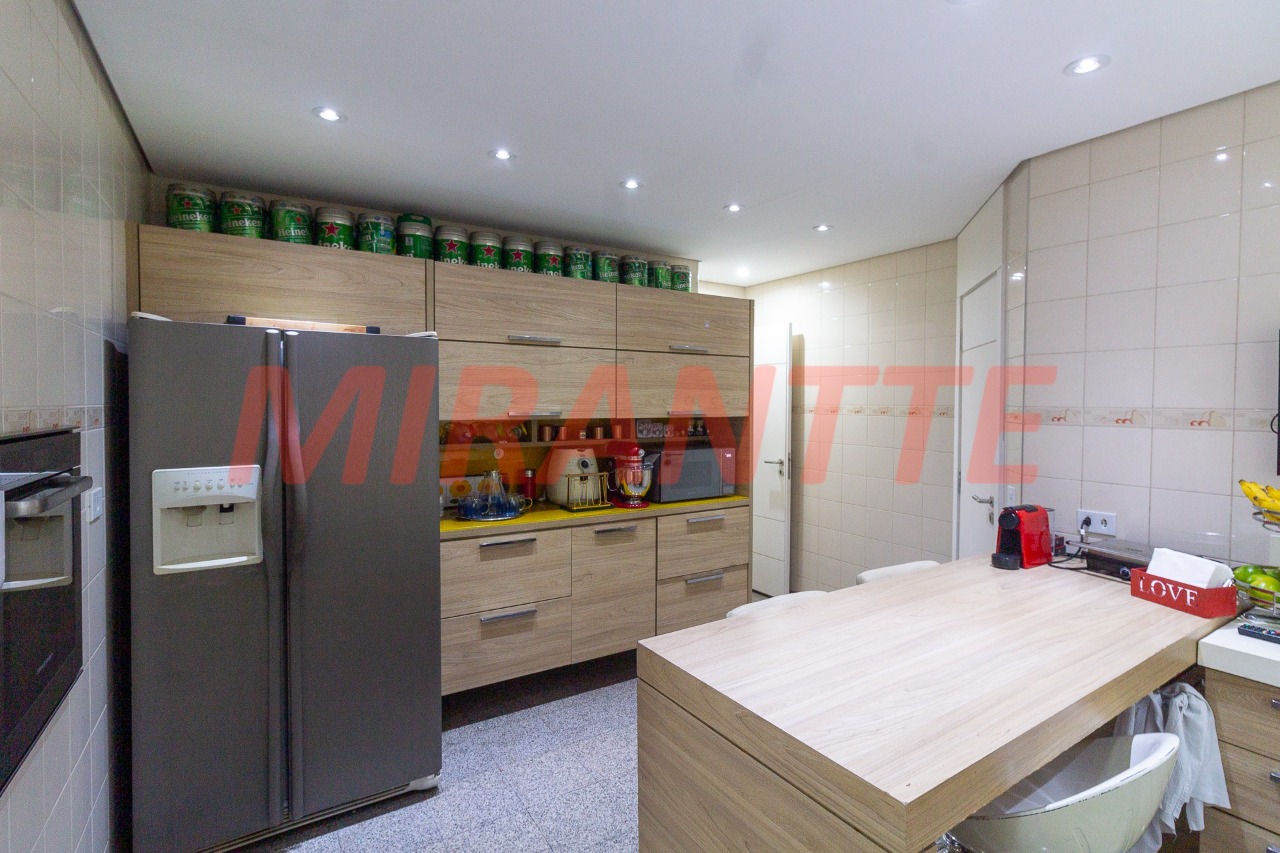 Apartamento de 160m² com 3 quartos em Santana