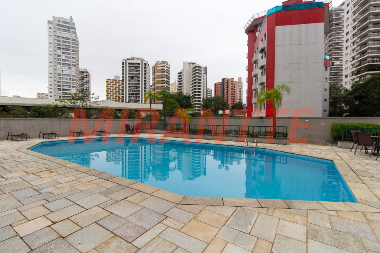 Apartamento de 160m² com 3 quartos em Santana