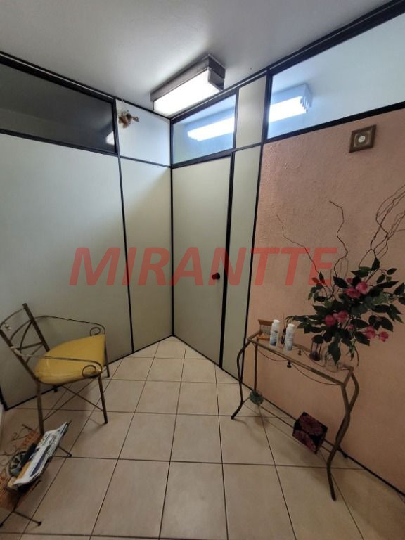 Comercial de 27m² em Santana