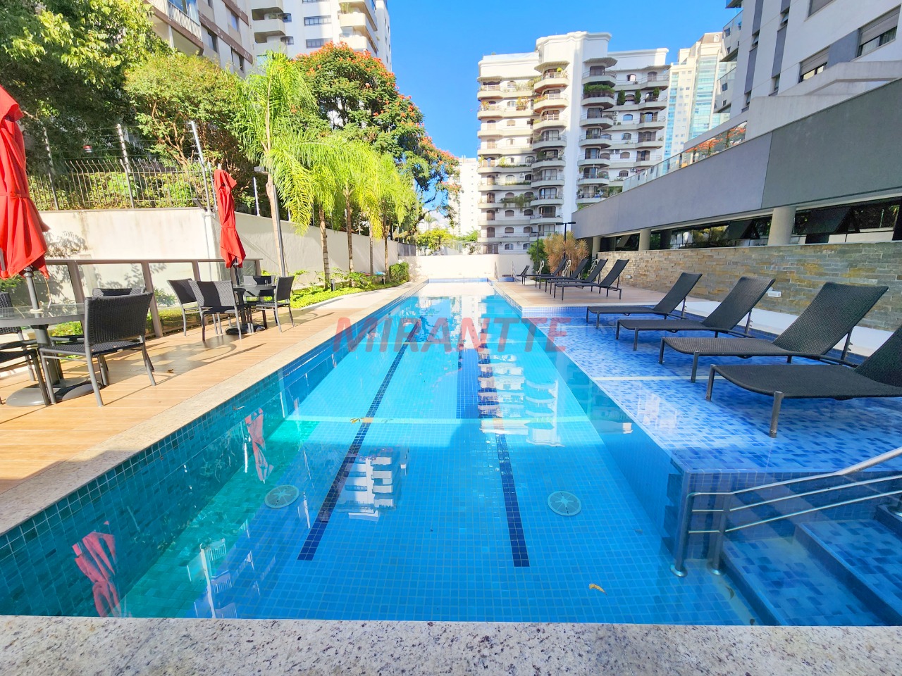 Apartamento de 192m² com 3 quartos em Campo Belo