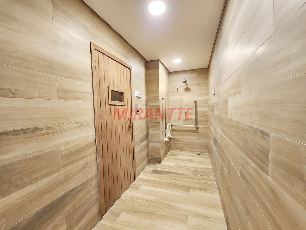 Apartamento de 192m² com 3 quartos em Campo Belo