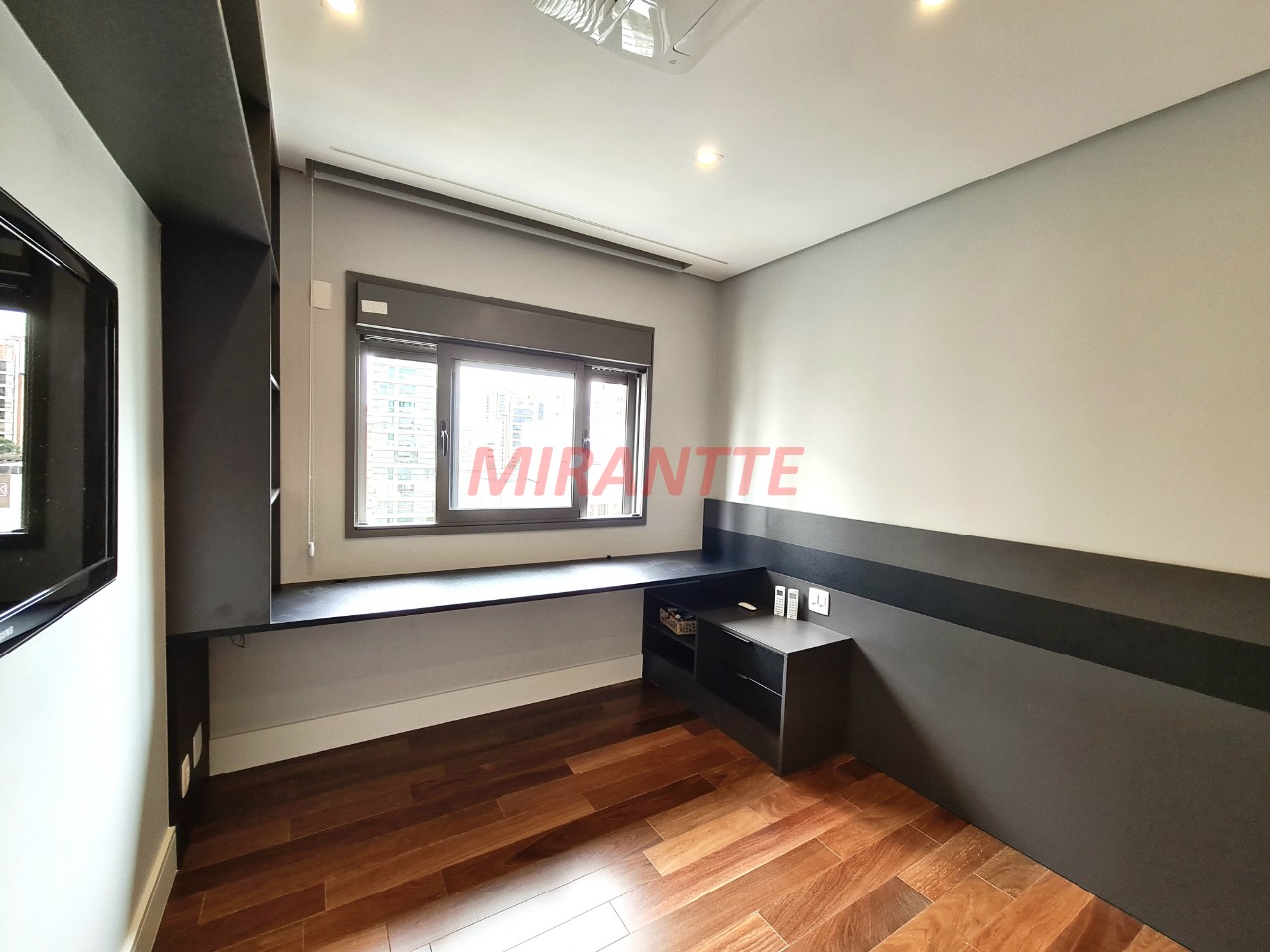 Apartamento de 192m² com 3 quartos em Campo Belo