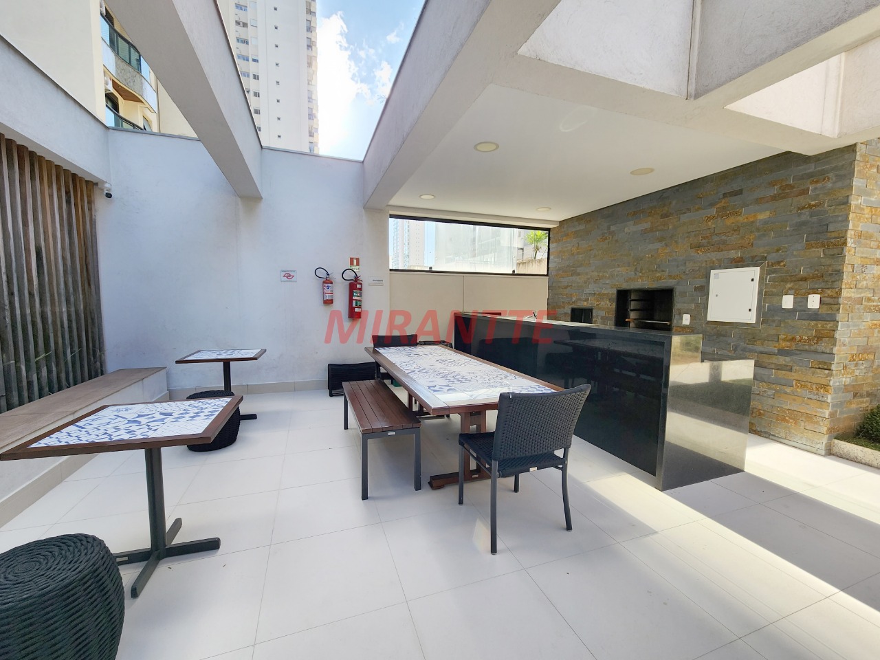 Apartamento de 192m² com 3 quartos em Campo Belo