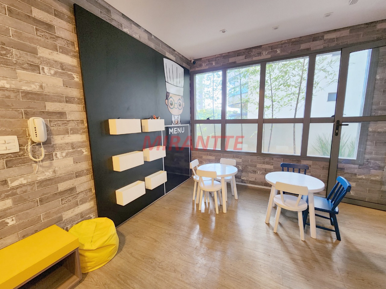 Apartamento de 192m² com 3 quartos em Campo Belo